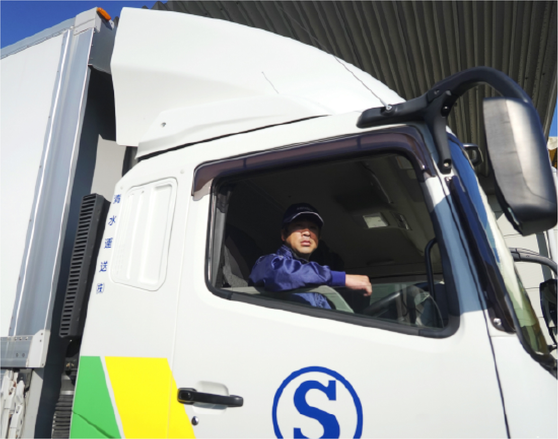 運転席にいる作業員